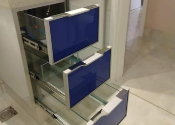 Armário de Banheiro de Vidro