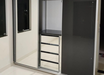 Guarda Roupas de Vidro e Anápolis